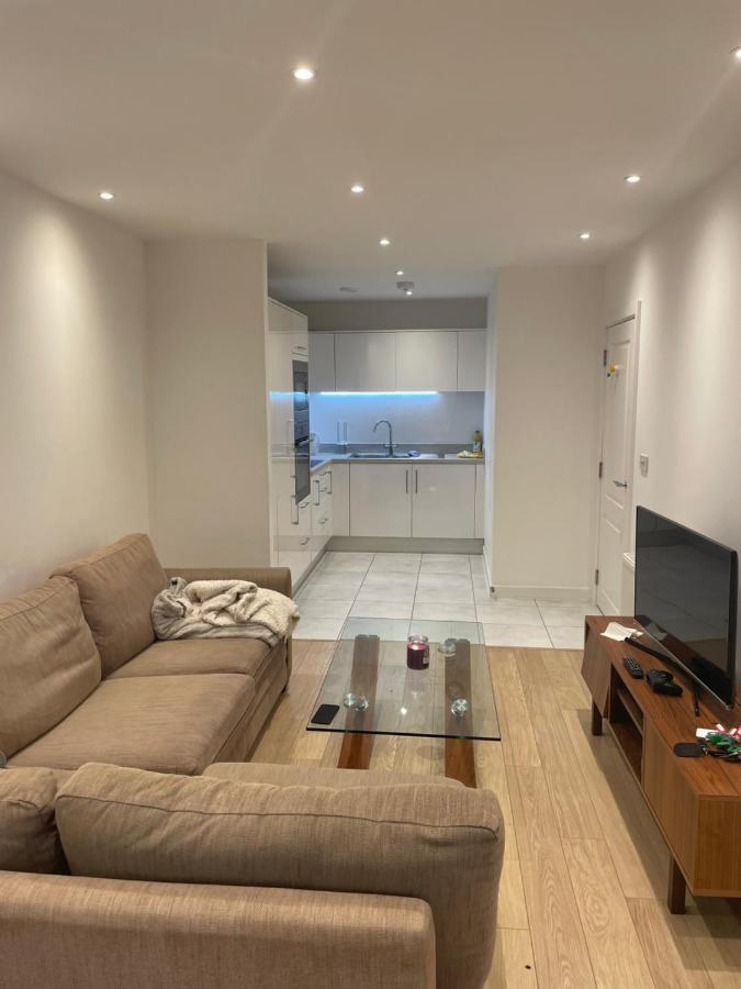 Amazing Apartment Moments Away From The Heart Of London Exterior photo
